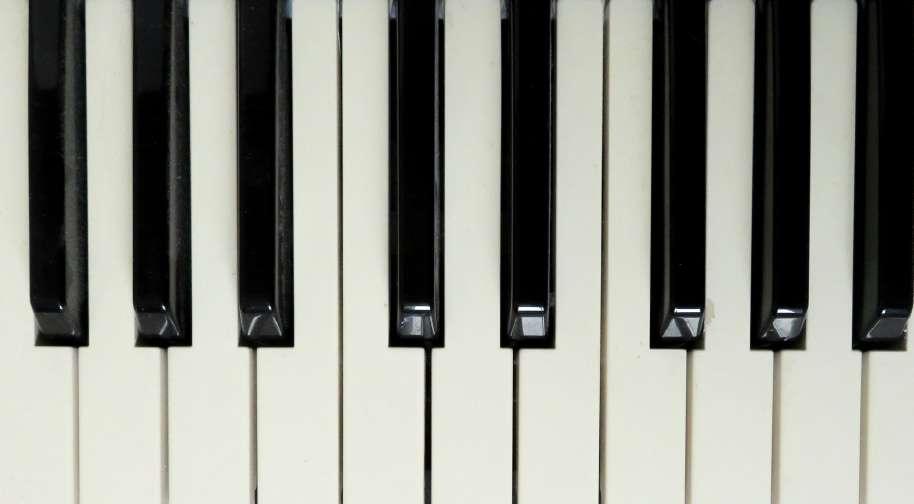 23. Gümüşlük Müzik Festivali-Kumda Piyano 2