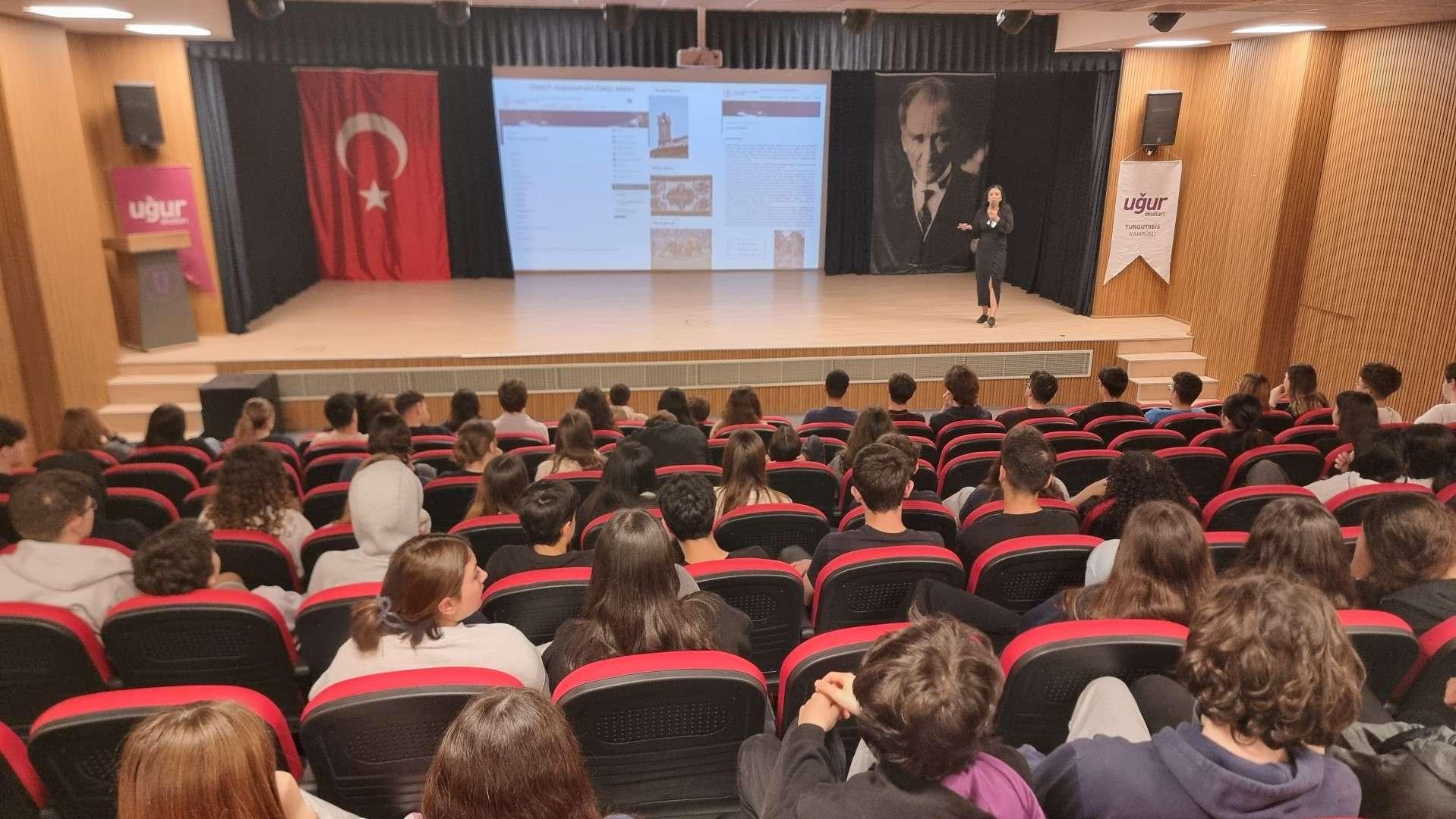 BELEDİYEDEN OKULLARA KÜLTÜREL MİRAS FARKINDALIK EĞİTİMİ