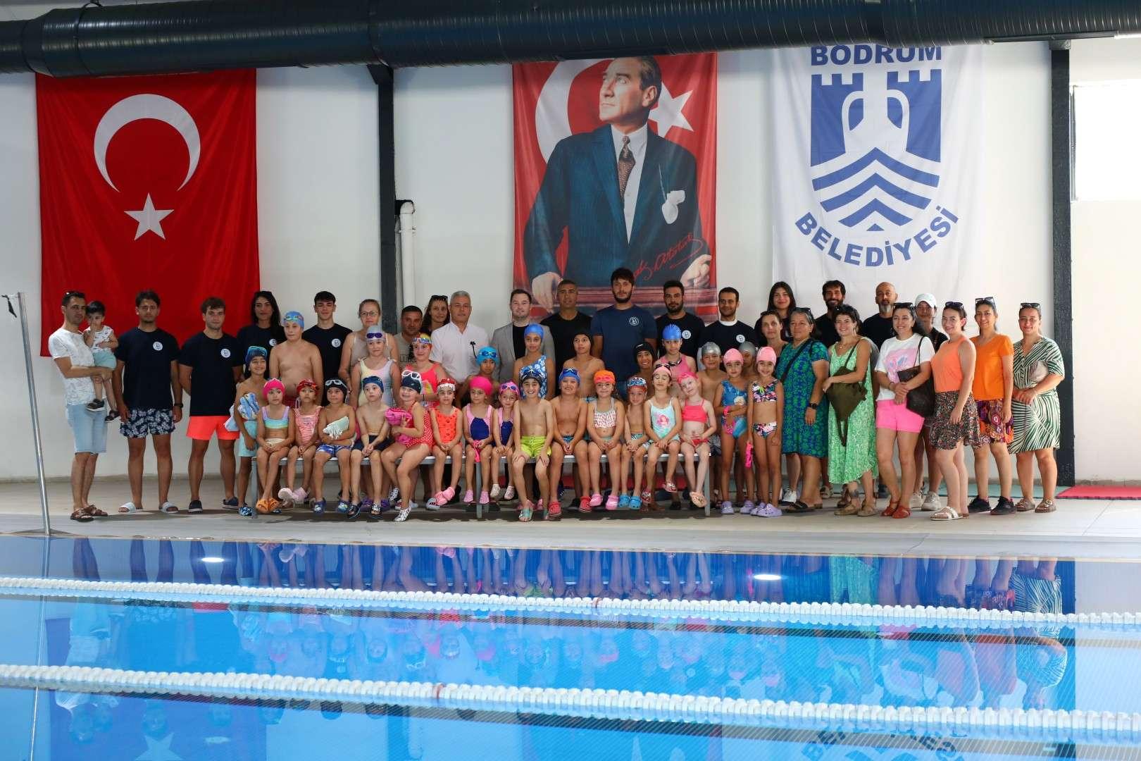BELEDİYENİN ÜCRETSİZ YÜZME KURSLARI BAŞLADI