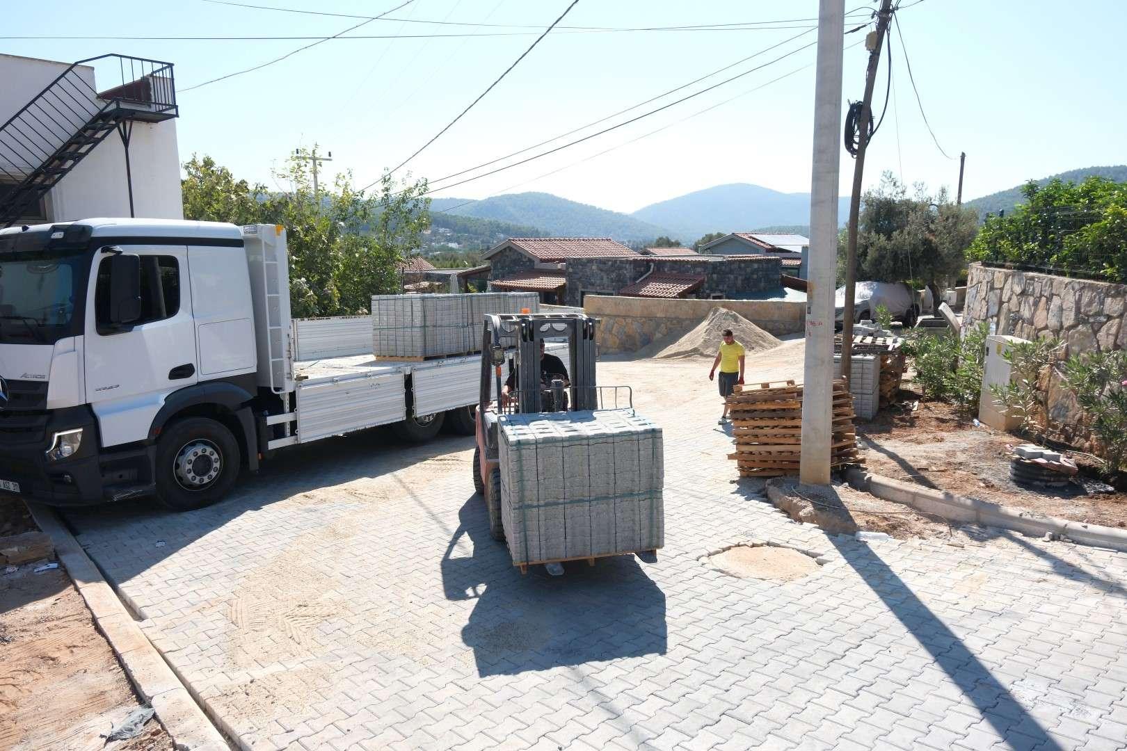 BODRUM BELEDİYESİ ÜSTYAPI ÇALIŞMALARINI SÜRDÜRÜYOR