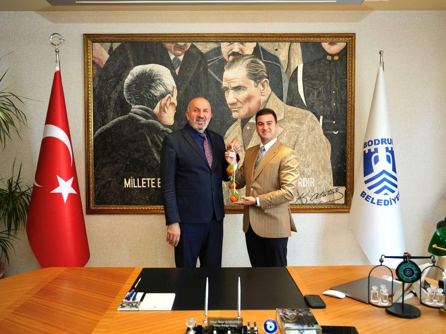 TÜRKİYE MUHTARLAR KONFEDERASYONU GENEL BAŞKANINDAN BAŞKAN MANDALİNCİ’YE ZİYARET