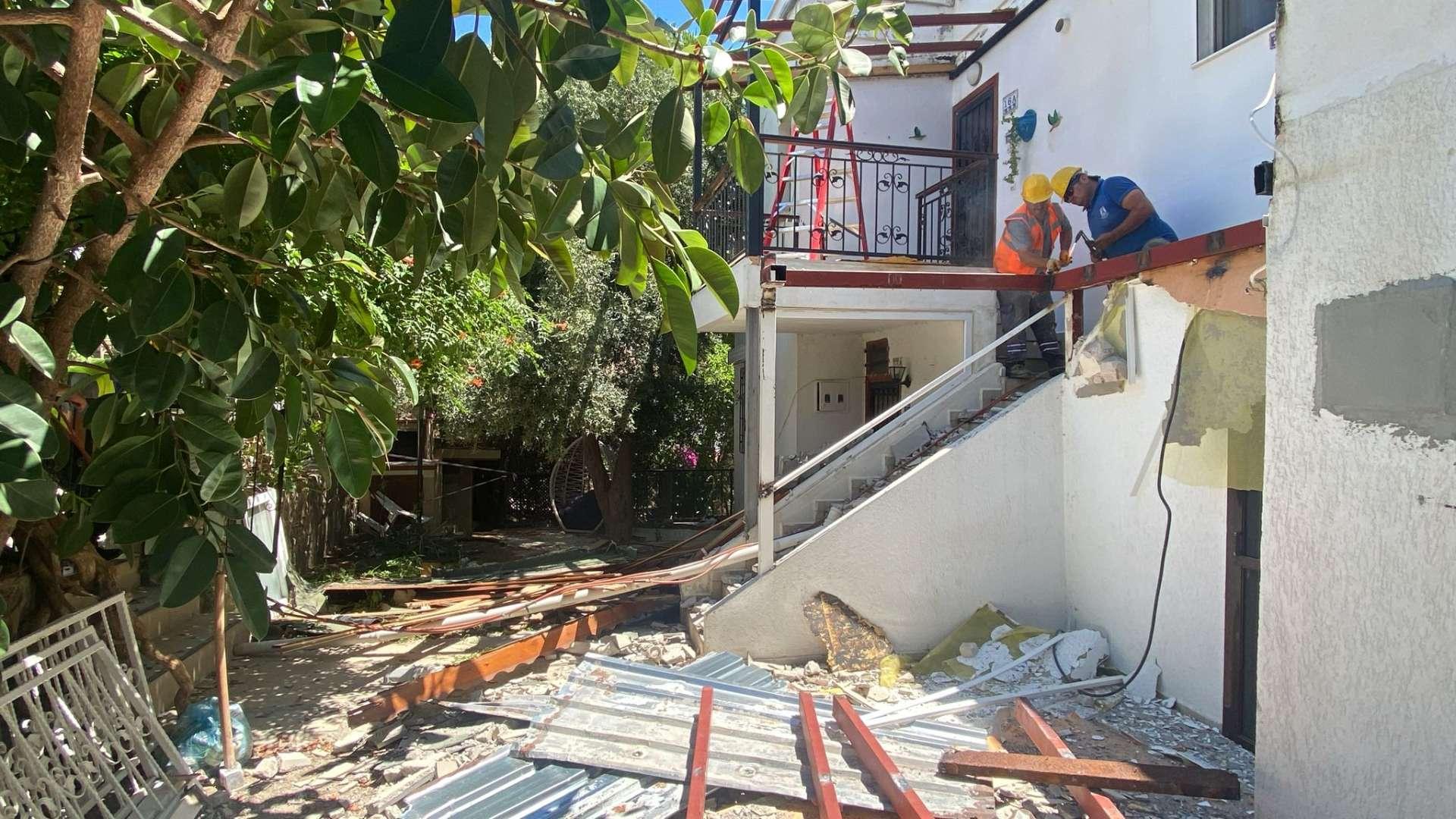 BODRUM BELEDİYESİ KAÇAK YAPIYLA MÜCADELESİNİ SÜRDÜRÜYOR
