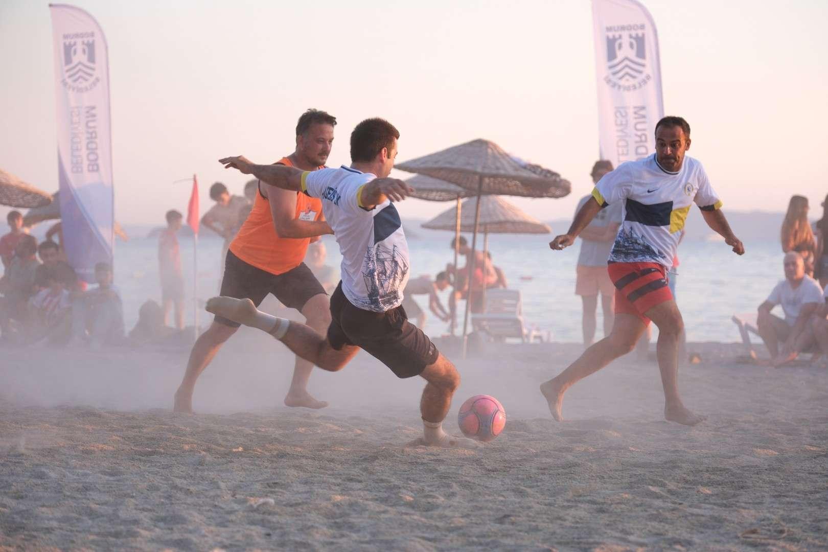 1.⁠ ⁠GÜNBATIMI ÇOCUK PLAJ FUTBOL ŞENLİĞİ SONA ERDİ