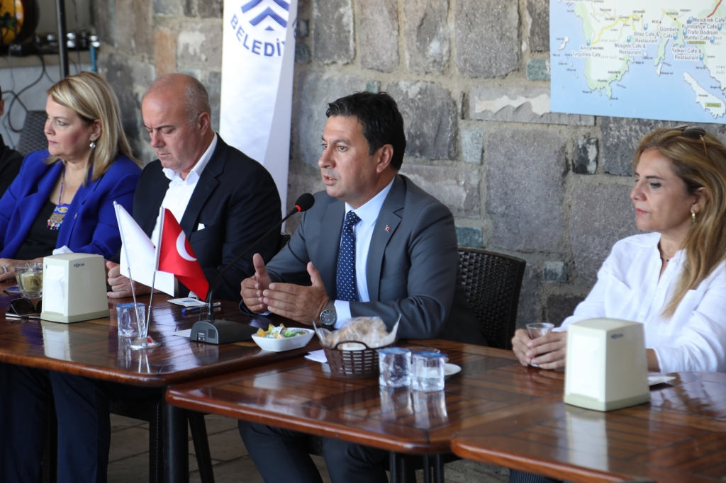 BAŞKAN ARAS’TAN ESNAFA YÜKSEK FİYAT VE HANUTÇULUK UYARISI