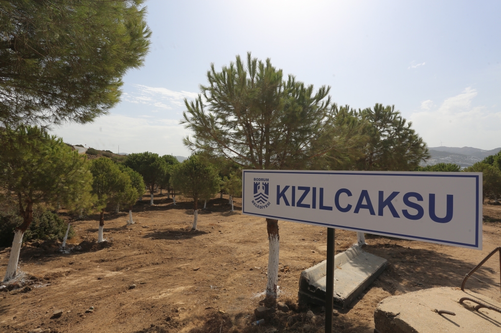 KIZILCAKSU MEVKİİNDE TEMİZLİK GERÇEKLEŞTİ