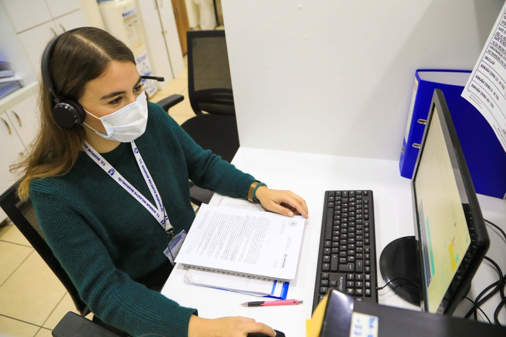 ÇAĞRI MERKEZİ, PANDEMİ VE NÜFUS ARTIŞI NEDENİYLE YOĞUN MESAİDE