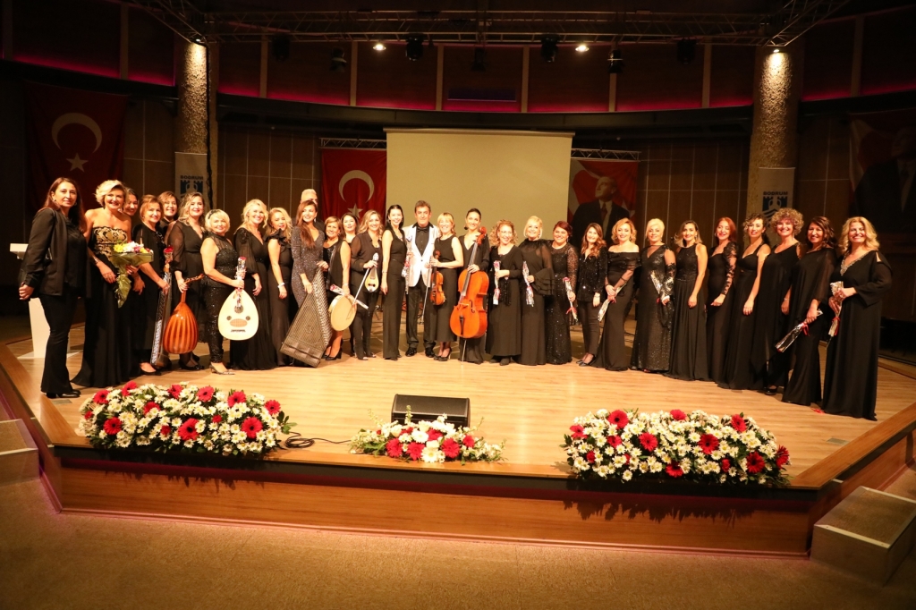 BELEDİYEDEN KADINA YÖNELİK ŞİDDETE KARŞI ULUSLARARASI MÜCADELE GÜNÜ’NDE ANLAMLI ETKİNLİKLER