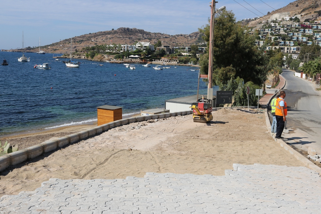BODRUM BELEDİYESİ 17 SİTENİN KIYI SORUNUNU ÇÖZDÜ