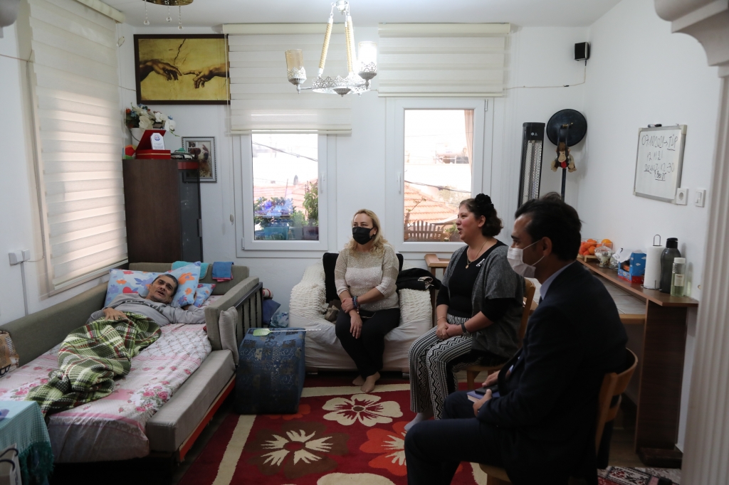 BODRUM BELEDİYESİ’NDEN, ENGELLİ BİREYLERİ BULUNAN AİLELERE ZİYARET