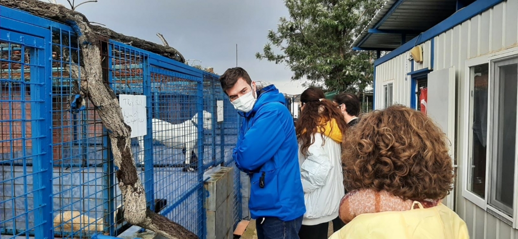 TATLITUĞ ÇİFTİNDEN BODRUM`DA ANLAMLI DESTEK