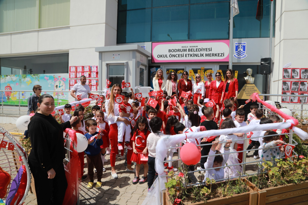 OKUL ÖNCESİ ETKİNLİK MERKEZİ’NDE 23 NİSAN COŞKUYLA KUTLANDI