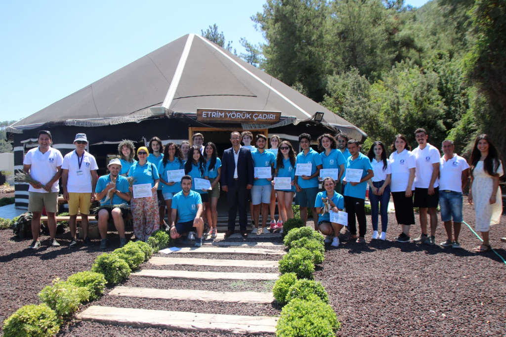 KATILIMCILAR TARIM KAMPI’NDAN MEMNUN AYRILIYOR