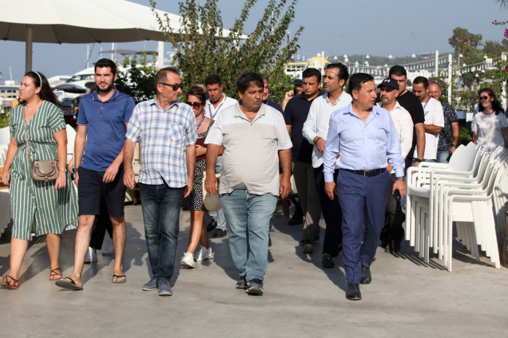 BAŞKAN ARAS, MAHALLE ZİYARETLERİNE DEVAM EDİYOR