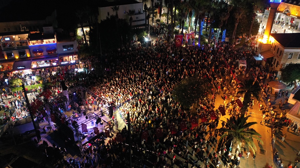 BODRUM’DA CUMHURİYET’İN 99. YIL KUTLAMALARI