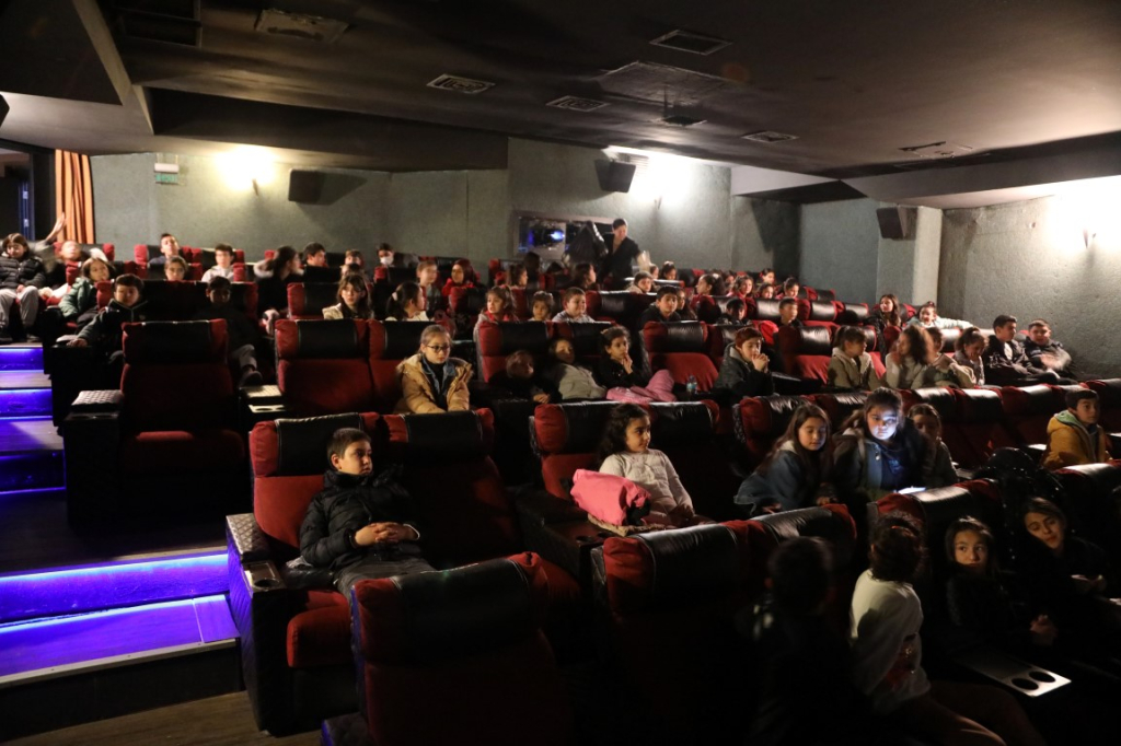 BODRUMLU GENÇLERE ÖNCE ÜCRETSİZ KURS, SONRA KARNE HEDİYESİ