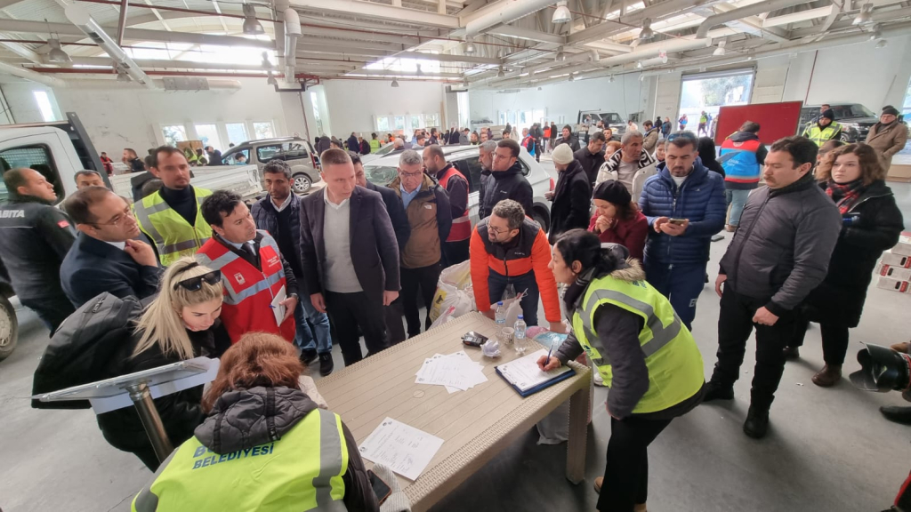 BODRUM, YARDIM İÇİN TEK YÜREK OLDU