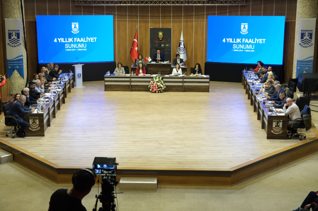 BAŞKAN ARAS, BELEDİYE FAALİYETLERİNİ ANLATTI