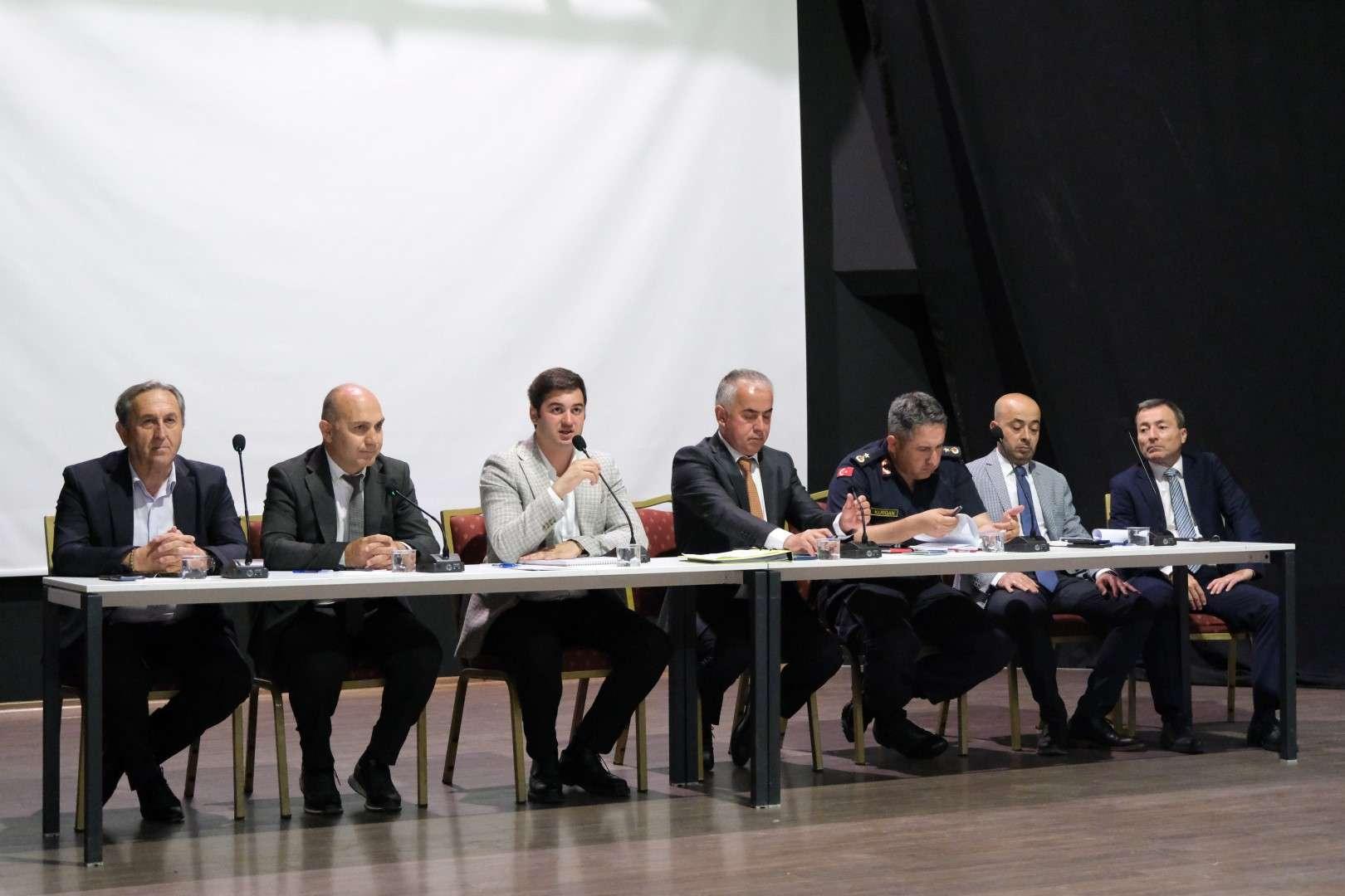 BAŞKAN MANDALİNCİ MUHTARLARLA BULUŞTU