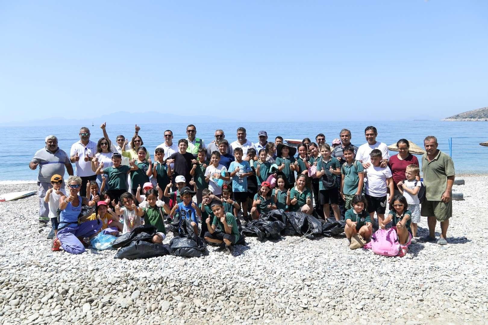 MİNİK ELLER, MAZI SAHİLİNİ TEMİZLEDİ