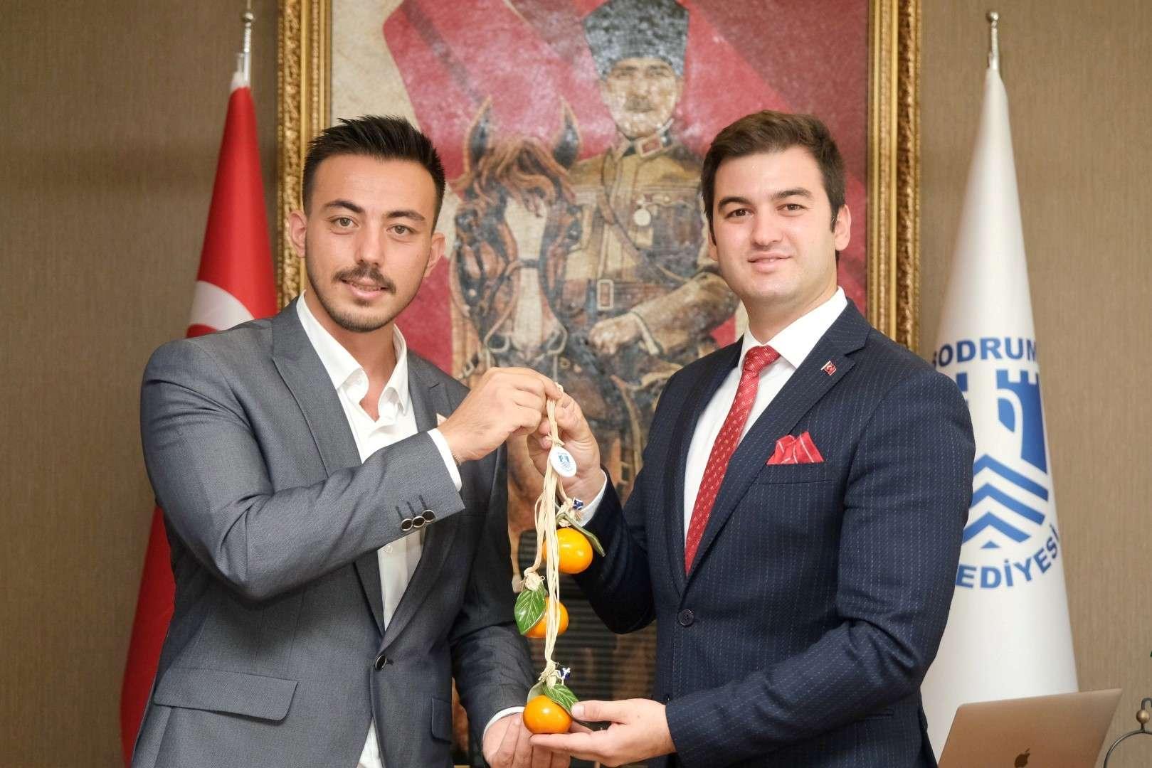 YENİ GENÇLİK KOLLARI YÖNETİMİNDEN ZİYARET