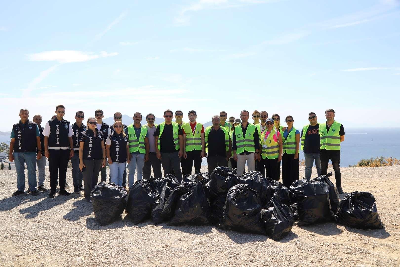 DÜNYA TEMİZLİK GÜNÜ’NDE SEFERBERLİĞE DEVAM