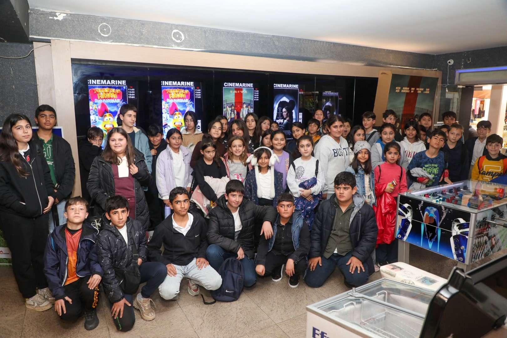 BELEDİYEDEN ÖĞRENCİLERE SİNEMA ETKİNLİĞİ