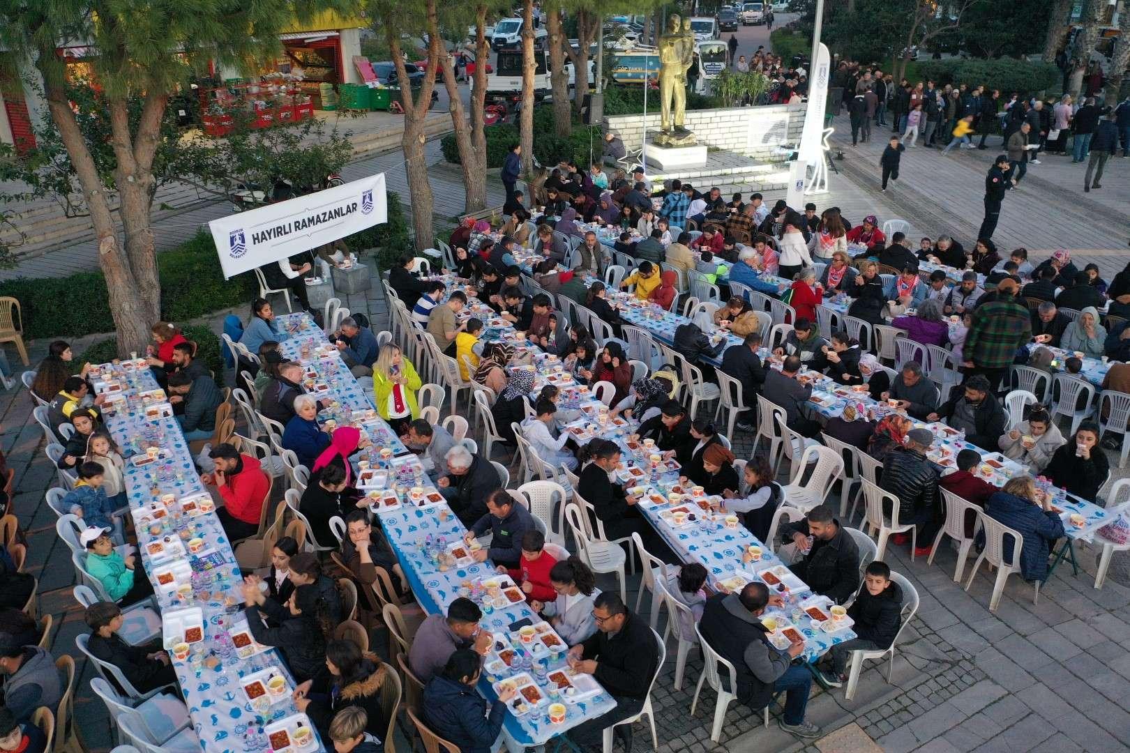 RAMAZAN BEREKETİYLE DOLU İFTAR PROGRAMI