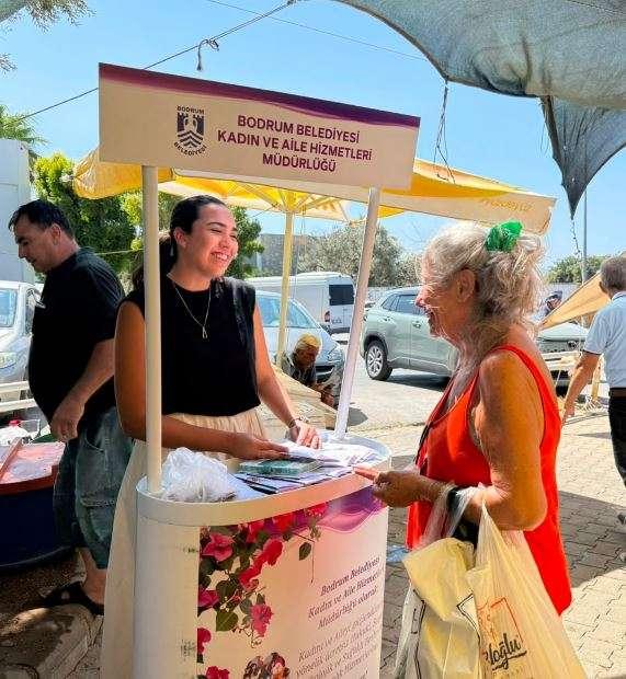 Konacık Pazarı'nda Stant Çalışması