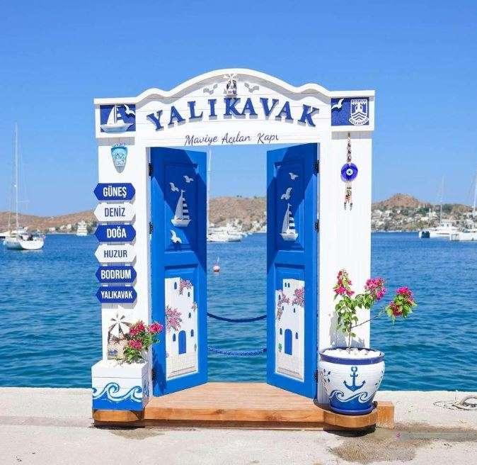 Maviye Açılan Kapı Projesinin Üçüncü Durağı Yalıkavak
