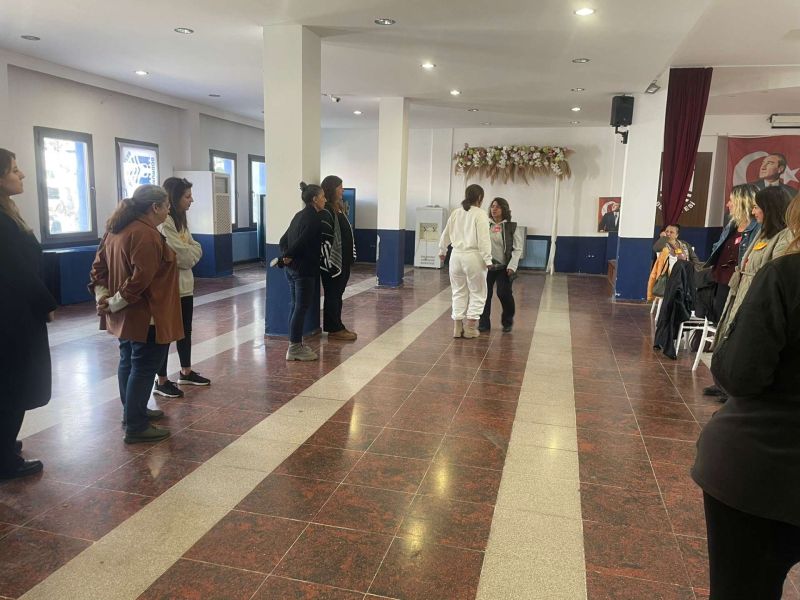 Dirmil Mahalle Meclisine Yönelik 'Dayanışma, Güçlenme' Konulu Atölye Çalışması Yapıldı