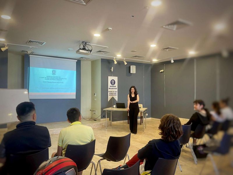 Son sınıf öğrencilerine yönelik “Sınav Kaygısı” konulu Psikoeğitim Seminerleri başladı