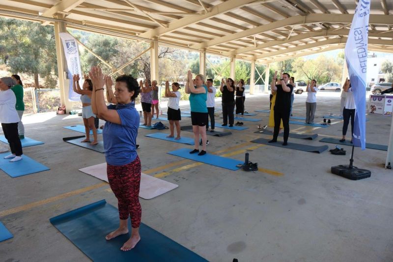 Kadınlar Çiftlik'te açık hava spor etkinliğinde bir araya geldi