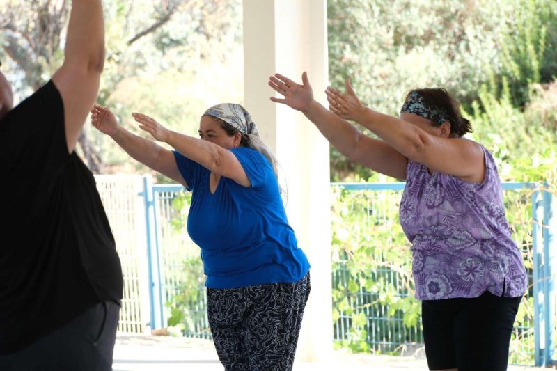 Kadınlar Çiftlik'te açık hava spor etkinliğinde bir araya geldi