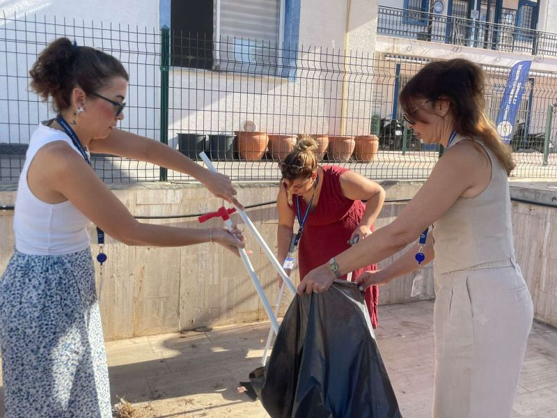 ‘Temiz Çarşamba’ya Merhaba!’ etkinliği kapsamında temizlik çalışması yapıldı