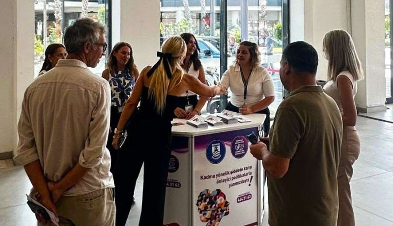 Midtown AMV'de kurulan stantta farkındalık çalışması yapıldı