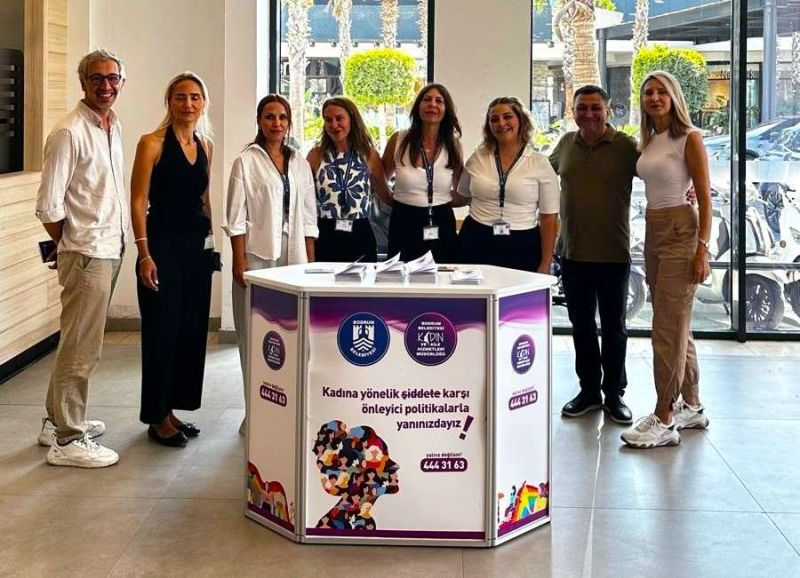 Midtown AMV'de kurulan stantta farkındalık çalışması yapıldı