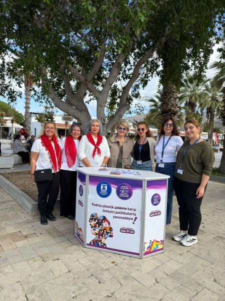 Cumhuriyet ve Kadın Emeği Şenliğinde stant çalışması yapıldı