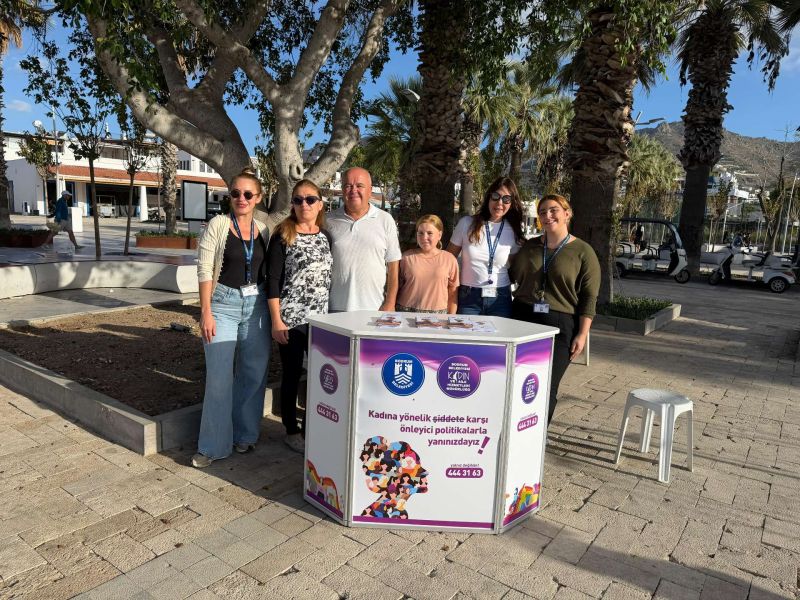 Cumhuriyet ve Kadın Emeği Şenliğinde stant çalışması yapıldı