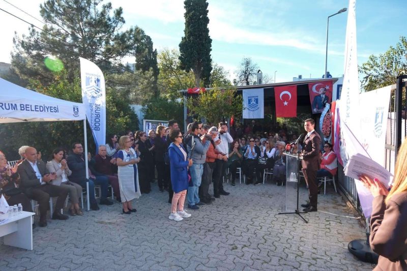 Belediyemizden 25 Kasım’a Özel Açılış: 'Bitez Kadın Yaşam Merkezi açıldı'