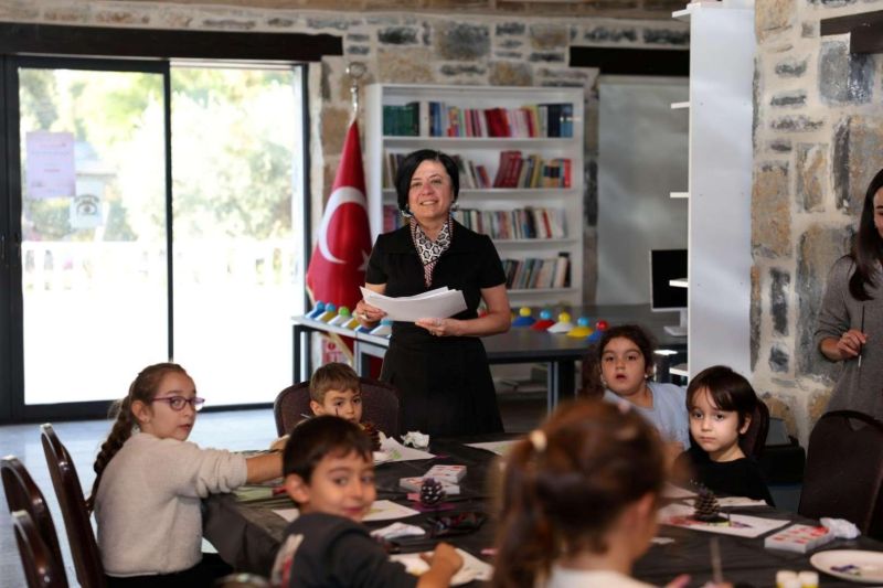 Çocuklara yönelik 'Yılbaşı Atölyesi' düzenlendi