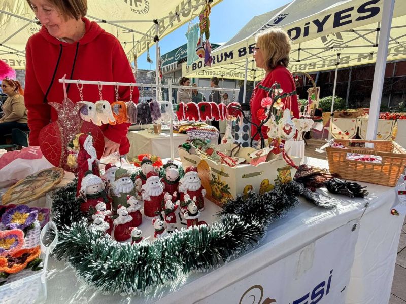 Üreten Kadınlar Yılbaşı Kermesi düzenlendi