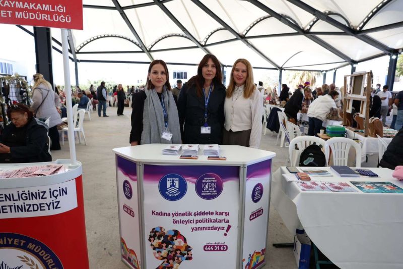 8 Mart Dünya Kadınlar Günü'nde Yalıkavak'ta stant çalışması