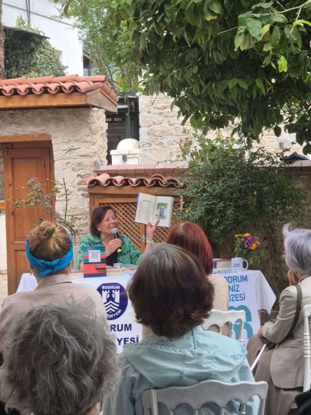 Hatice Yücel ile söyleşi ve imza günü: 'Bodrum’dan Yüzler, Günler, Renkler – Bir Aydının Kent Günlüğü'