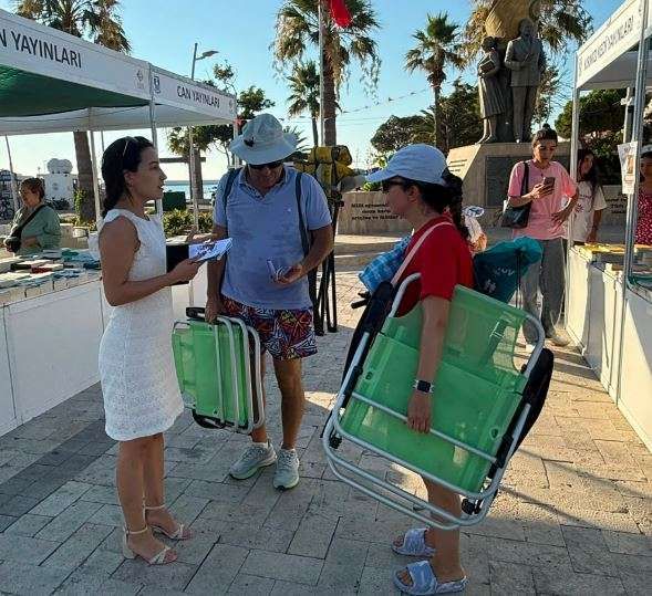 Turgutreis Meydan'da Stant Çalışması