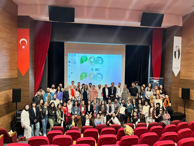 11.Sosyal Hizmetleri Yeniden Düşünmek ''Dünyaya ve Topluma İhtimam Göstermek'' Konferansı'na Katılım Sağlandı