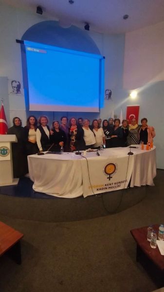 Kadın Adayları Destekleme ''Siyaset Okulu'' Programı Yapıldı