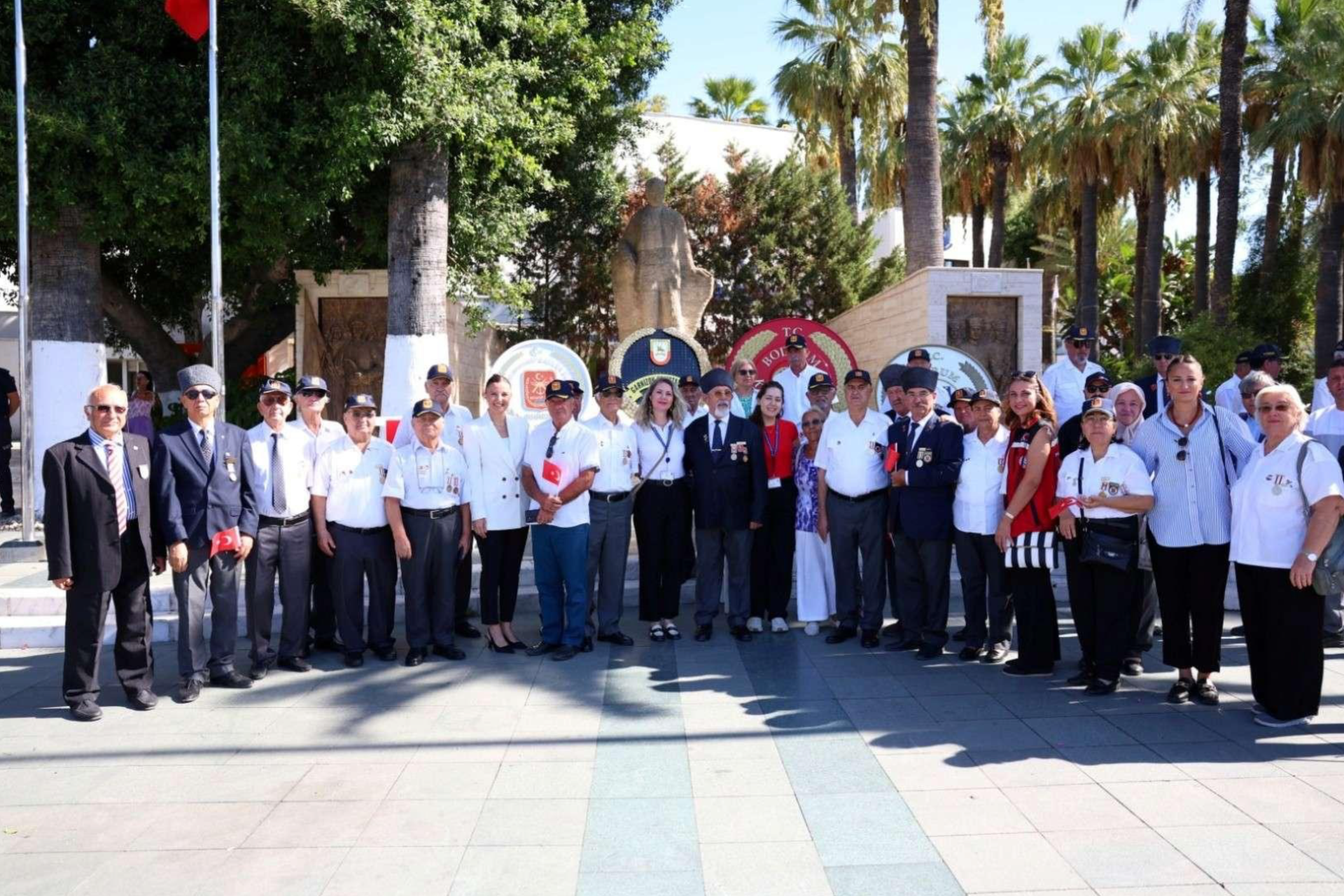 19 EYLÜL GAZİLER GÜNÜ TÖREN VE ZİYARETLERLE KUTLANDI