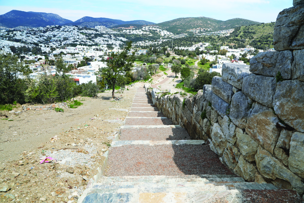 HALICARNASSUS CITY WALLS RESCUE EXCAVATION BEGINS