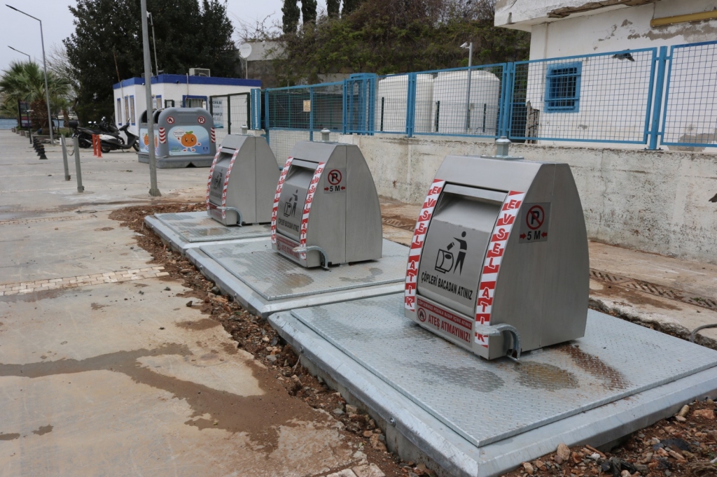 THE UNDERGROUND GARBAGE CONTAINER SYSTEM STARTED FOR THE USAGE