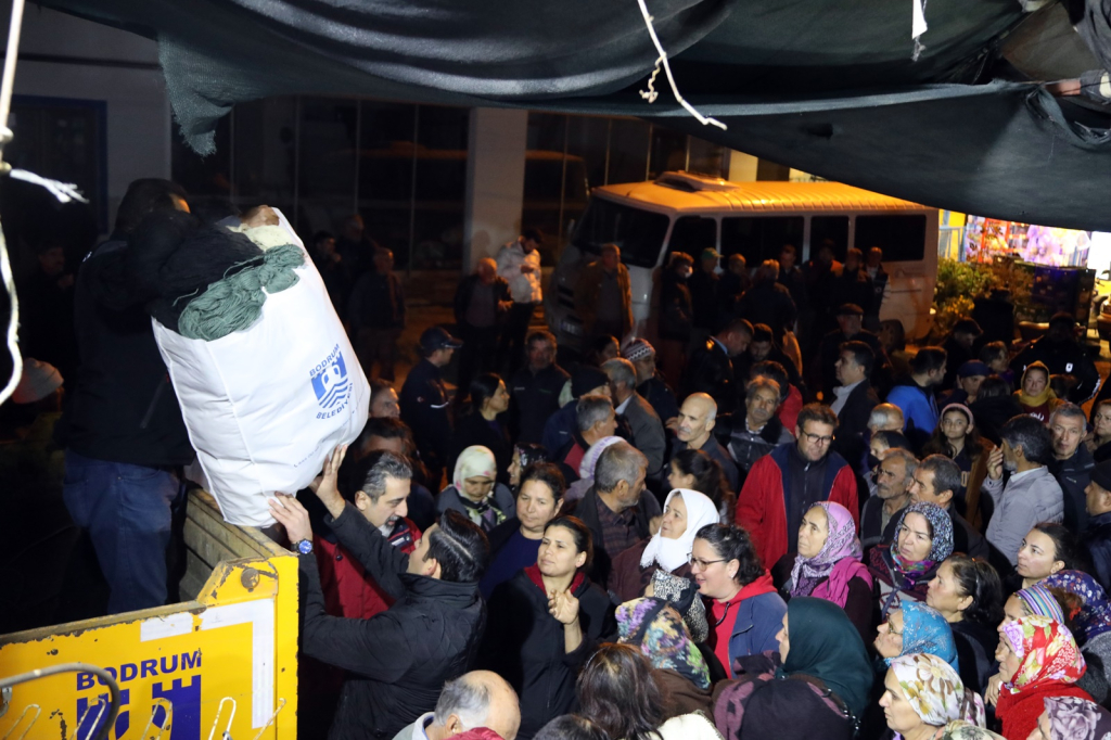 BODRUM MUNICIPALITY PROVIDED WOOL CARPET YARN TO OUR CITIZENS FOR THE CARPETS, MADE AT HOMES